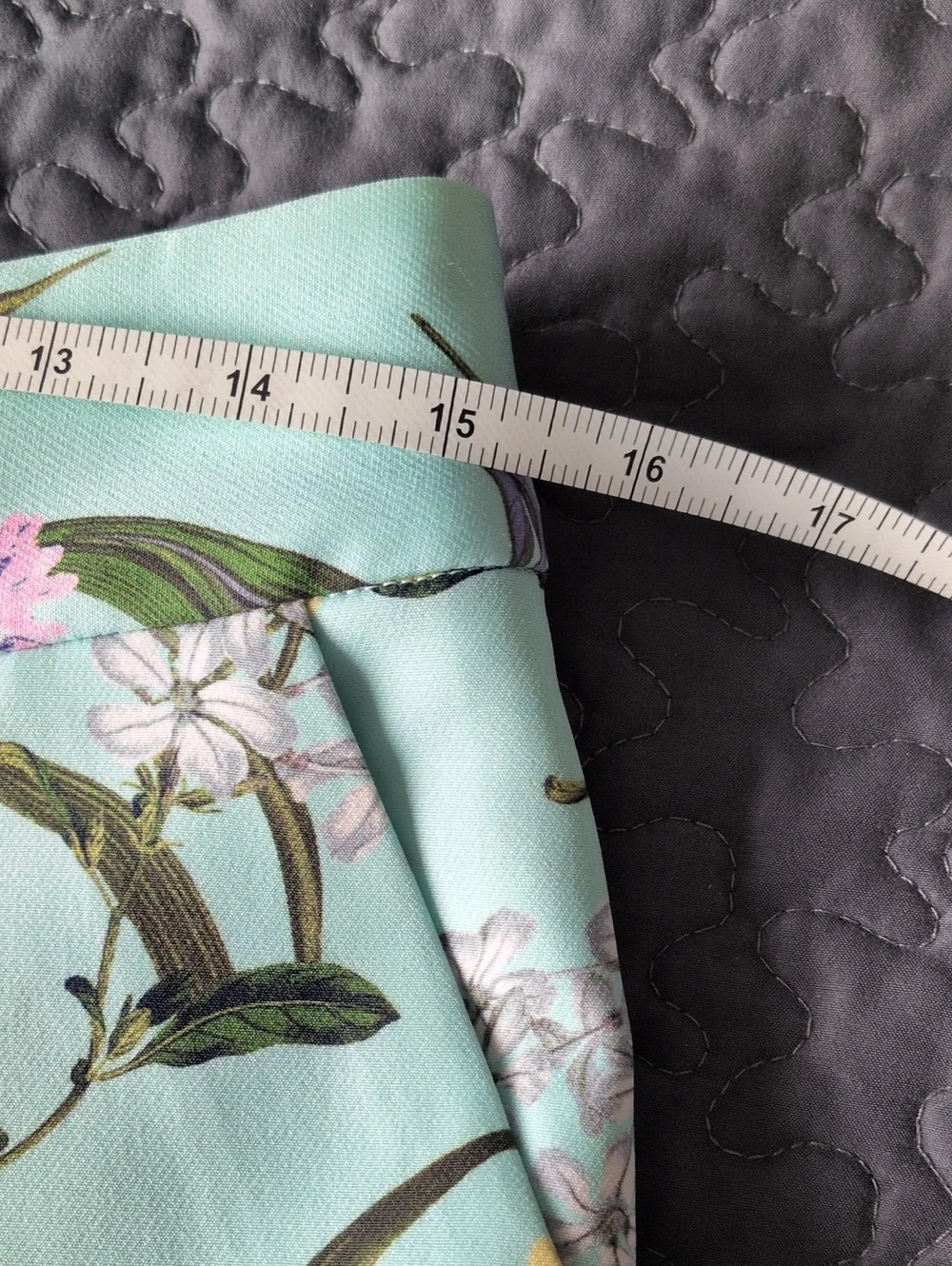 Tahari ASL Light Mint Floral Button-Front Sample Set Size 6